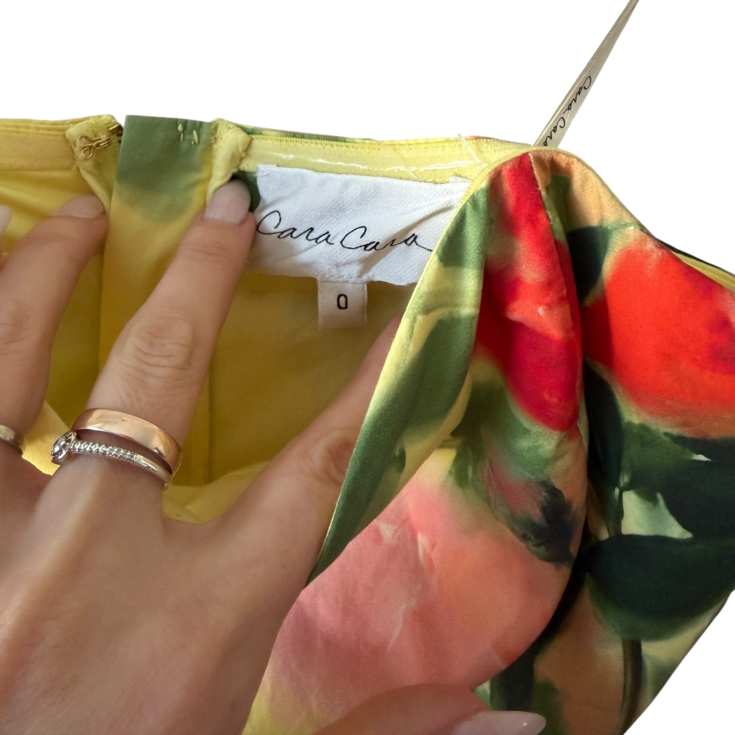 Cara Cara Willa Dress in Le Rose Yellow Size 0