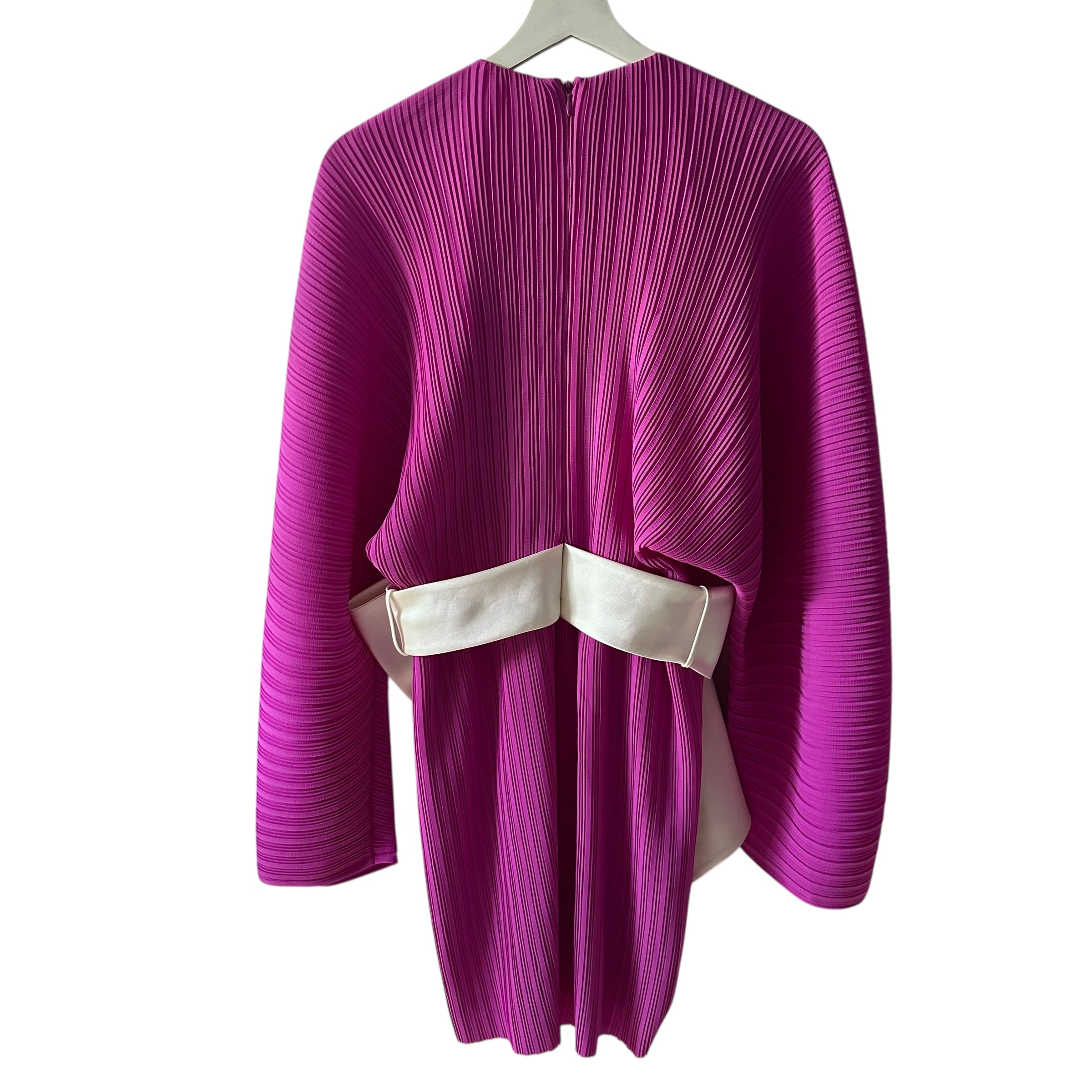 Solace London Tanzy Magenta Pleated Bow Waist Long Sleeve Mini Dress Size 6