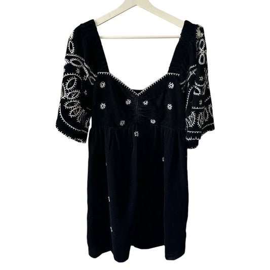 Love The Label Farah Velvet Embroidered Dress Size M